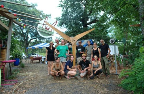 Apprendre à fabriquer une éolienne - La ferme de la Maladière (Saint Denis sur Coise) (42)