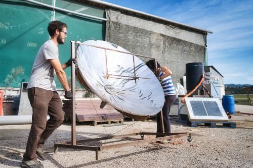 Apprendre à construire un cuiseur solaire parabolique